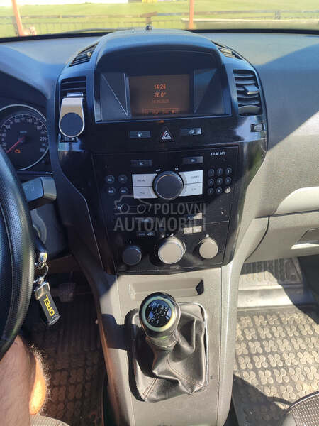 Opel Zafira 