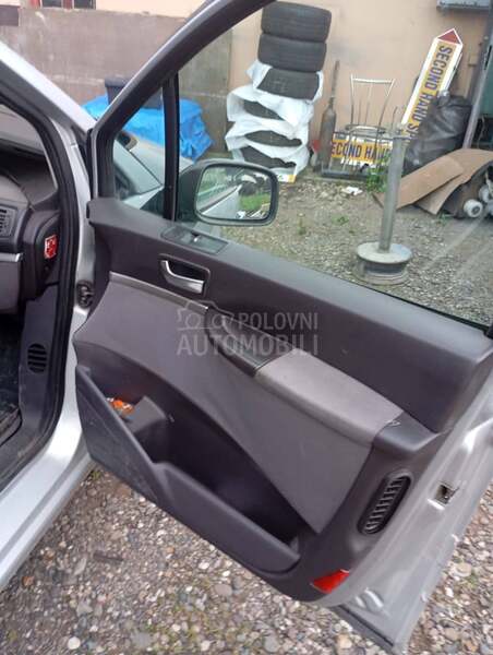 Peugeot 807 2.0 hdi