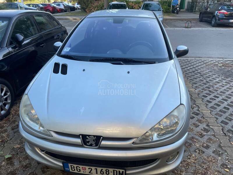Peugeot 206 1.6