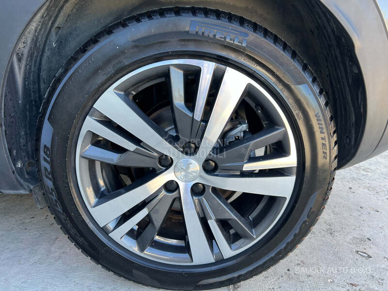 Peugeot 3008 1.5 HDI/ALLURE/LED