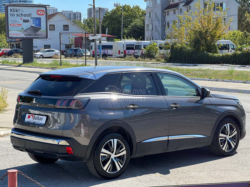 Peugeot 3008 1.5 HDI/ALLURE/LED