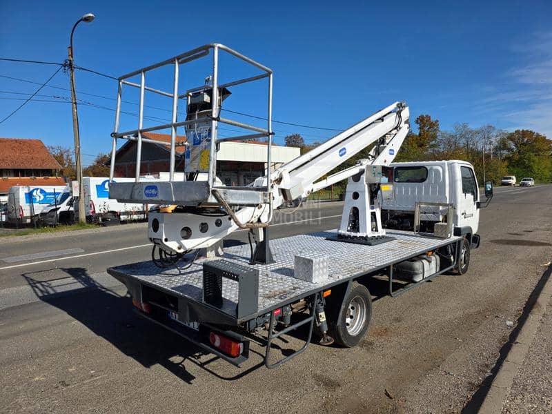 Renault CABSTAR E120