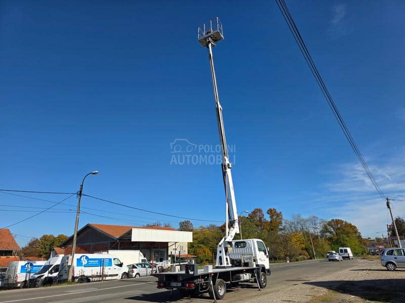 Renault CABSTAR E120