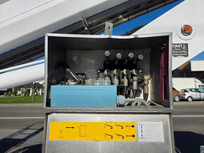 Renault CABSTAR E120