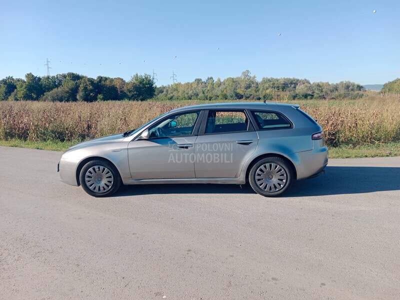 Alfa Romeo 159 JTDM