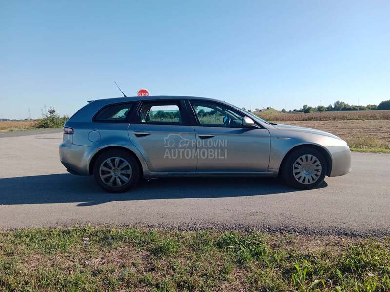 Alfa Romeo 159 JTDM
