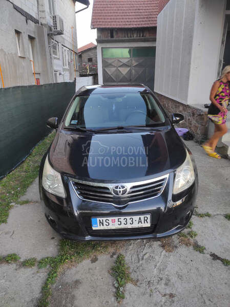 Toyota Avensis kupljen nov u srbij