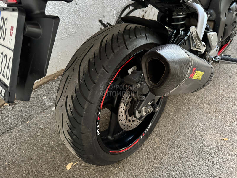 Yamaha Fazer 1000 FZ1S