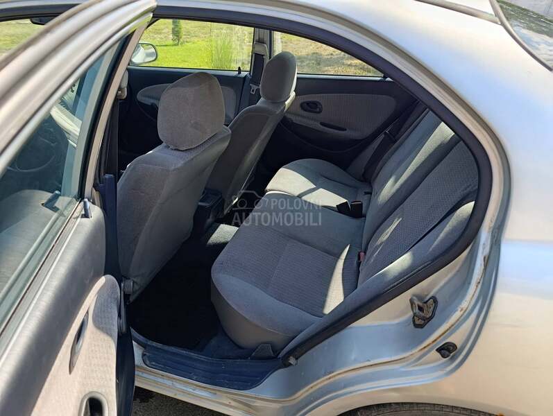 Mitsubishi Carisma 1.6 TNG