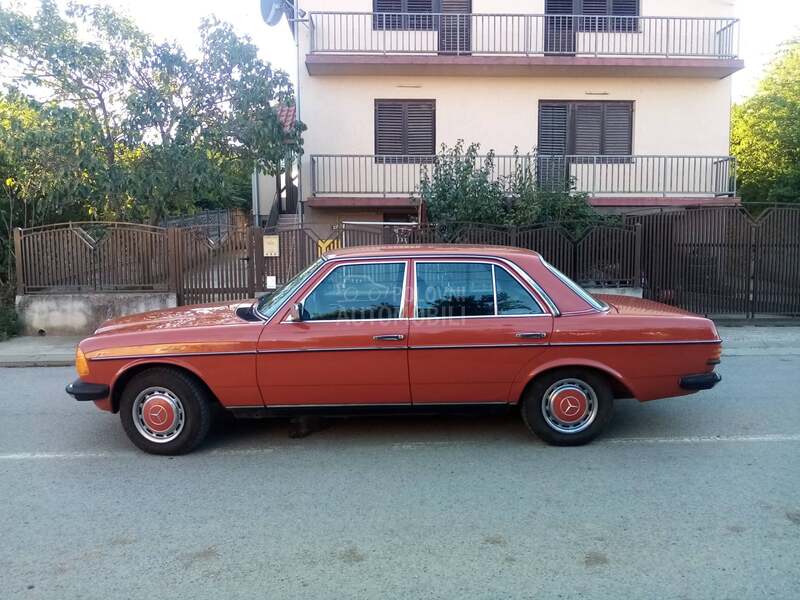 Mercedes Benz W123 300D