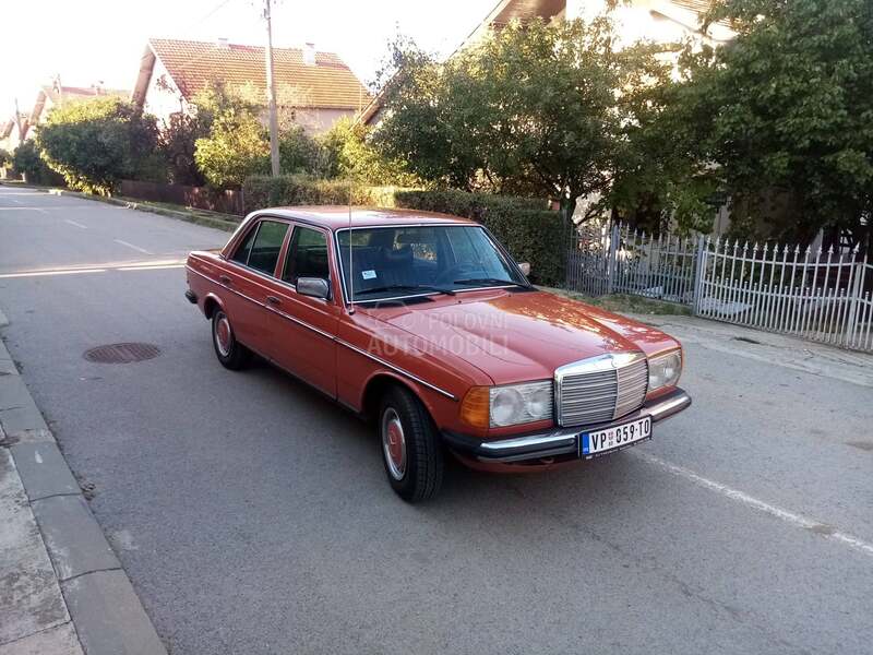 Mercedes Benz W123 300D