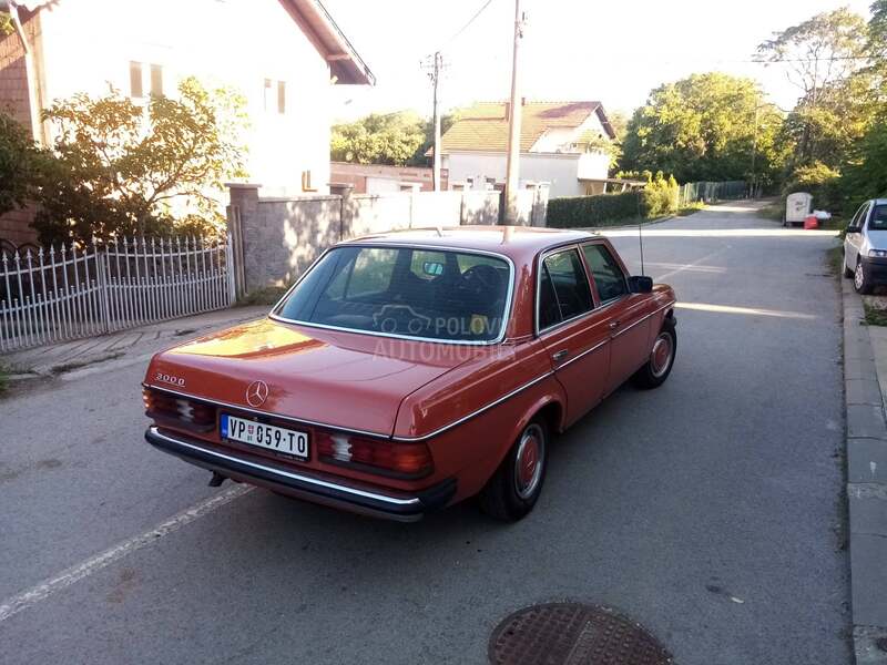 Mercedes Benz W123 300D