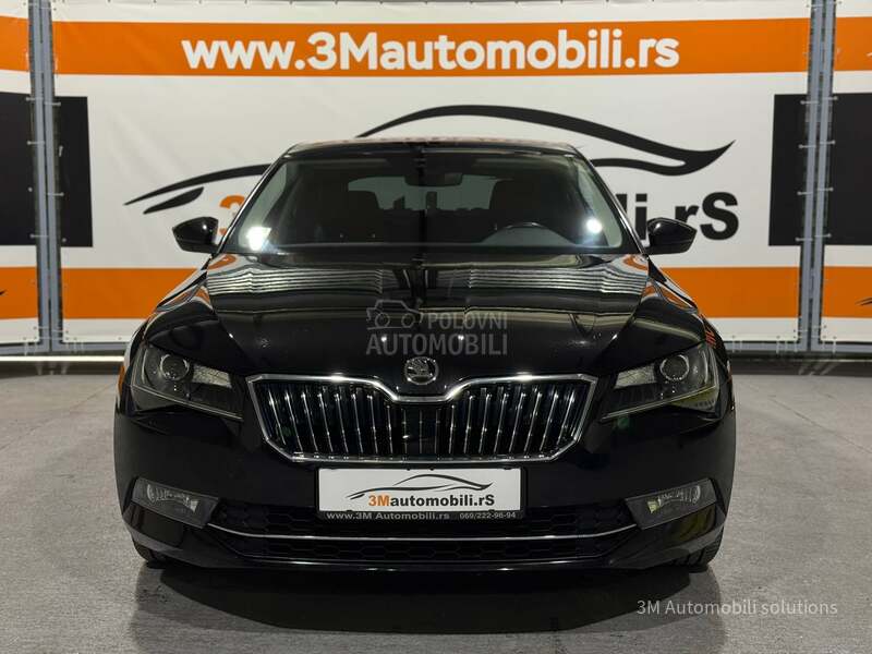 Škoda Superb 