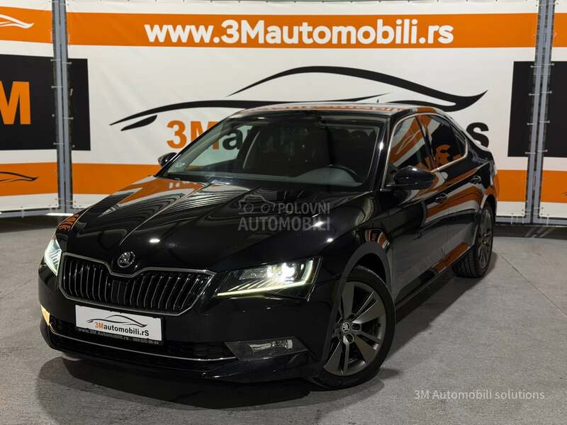 Škoda Superb 