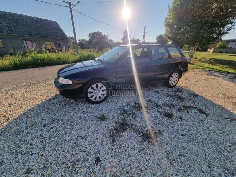 Audi A4 1.9 regg