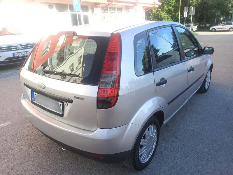 Ford Fiesta 1.4 hdi / DUG0 REGlS