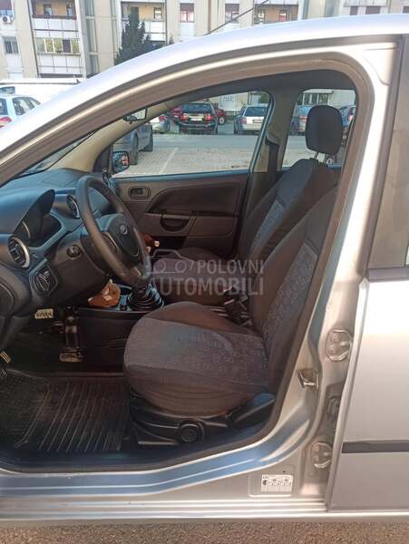 Ford Fiesta 1.4 hdi / DUG0 REGlS