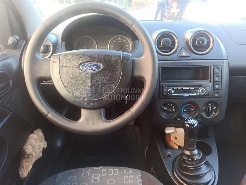 Ford Fiesta 1.4 hdi / DUG0 REGlS