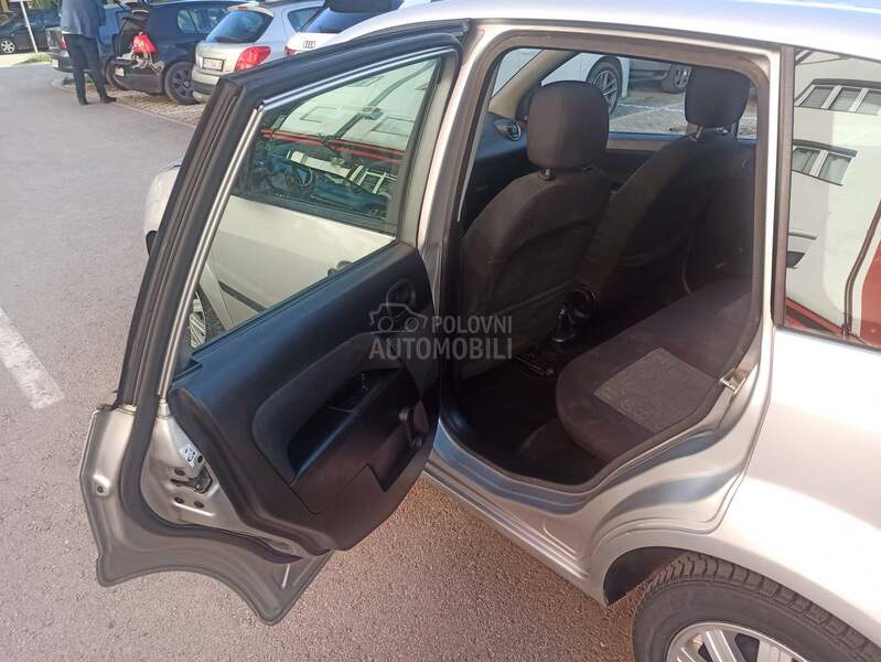Ford Fiesta 1.4 hdi / DUG0 REGlS