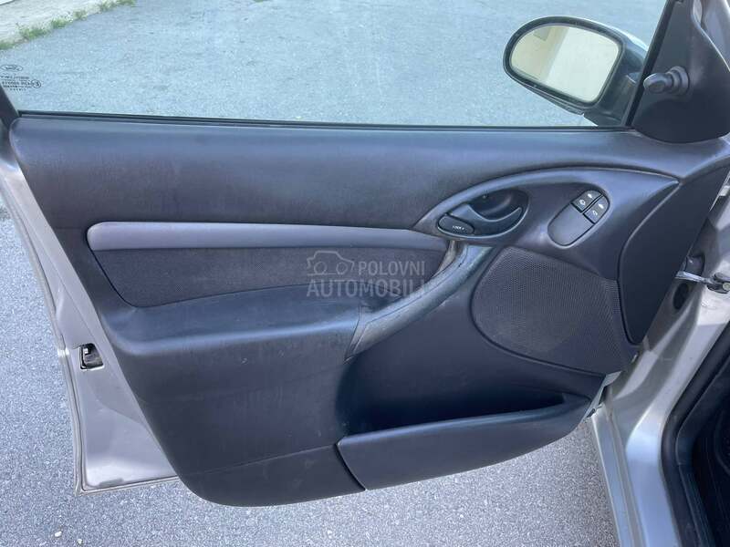 Ford Focus 1.8
