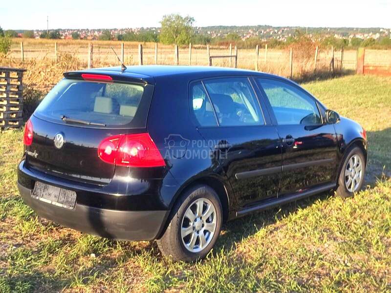 Volkswagen Golf 5 1.4