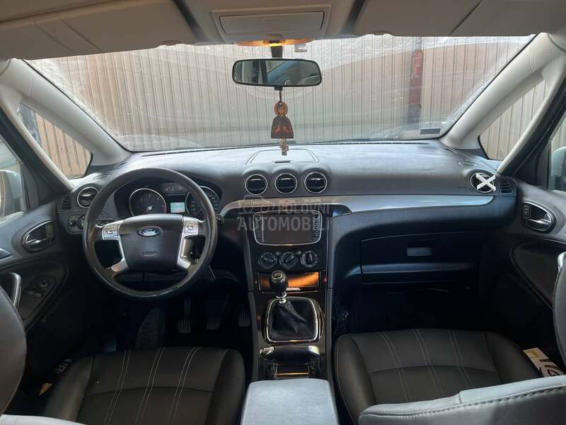 Ford S-Max 