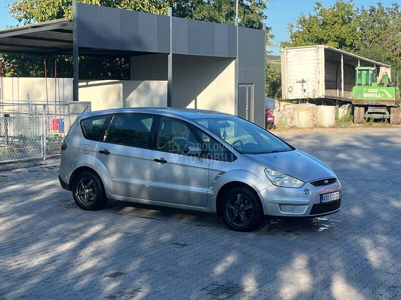 Ford S-Max 