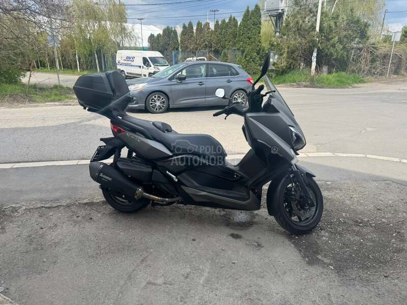 Yamaha X MAX 400
