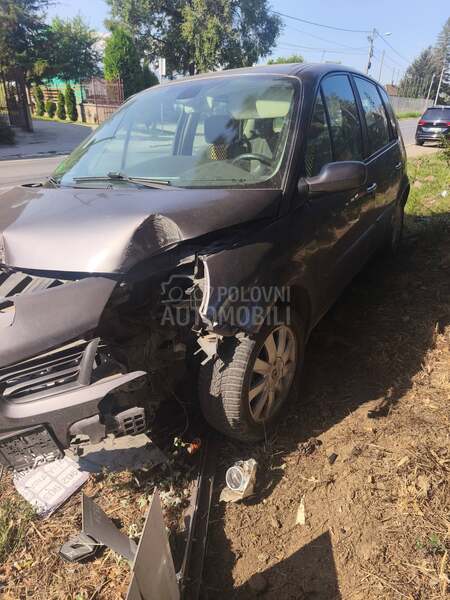 Renault Scenic 1.9 dci