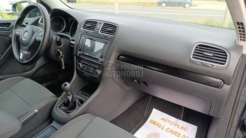Volkswagen Golf 6 1,6TDI SPORTLINE