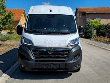 Opel Movano 