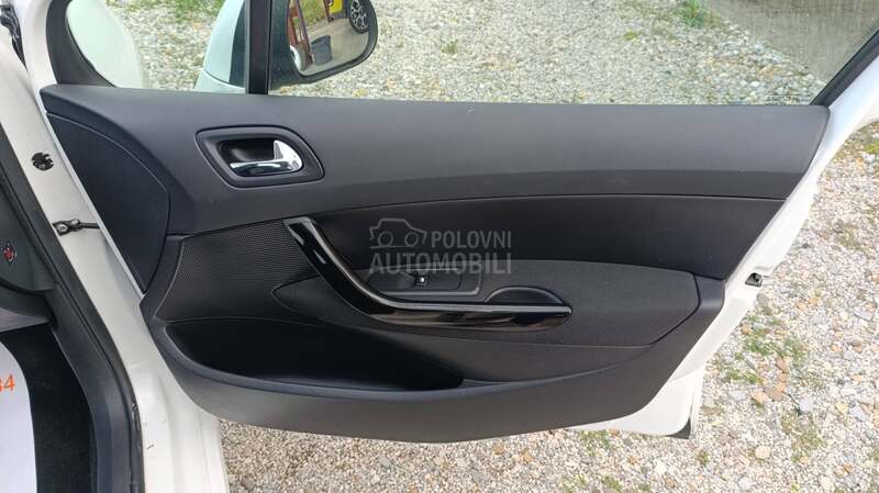 Peugeot 308 1.6HDI BUSSINES