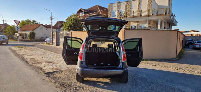 Škoda Roomster -L-E-P