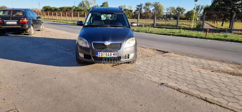 Škoda Roomster -L-E-P