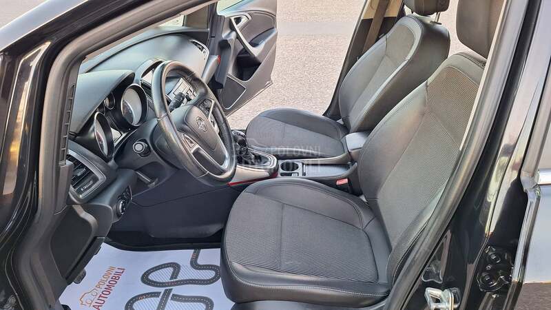 Opel Astra J 1.7 CDTI  COSMO