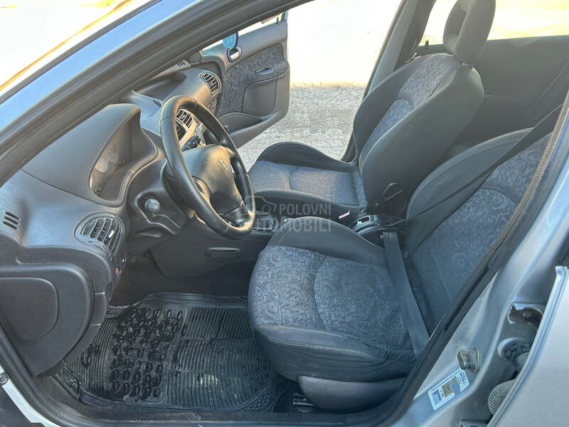 Peugeot 206 1.6 HDI