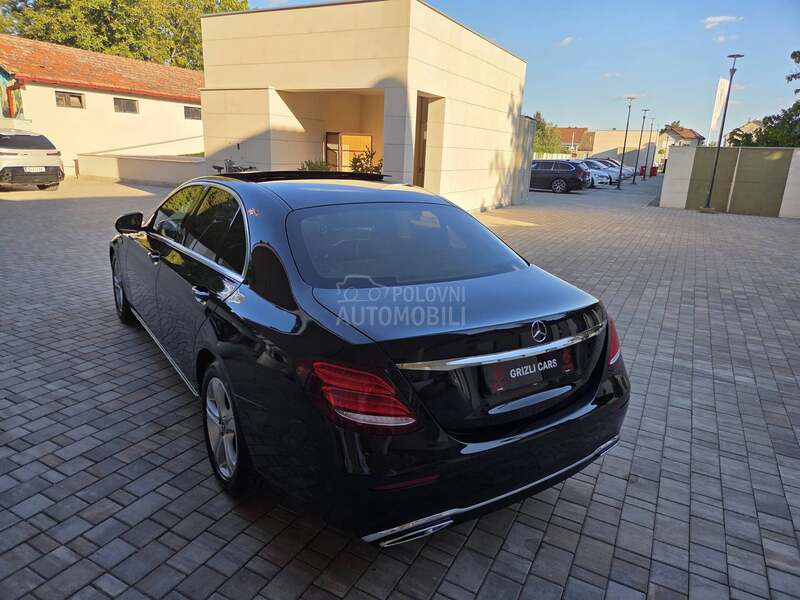 Mercedes Benz E 220 VIRT/PAN/360/NAV