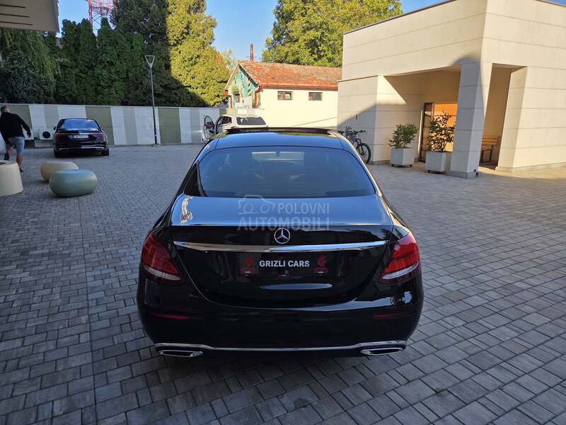Mercedes Benz E 220 VIRT/PAN/360/NAV