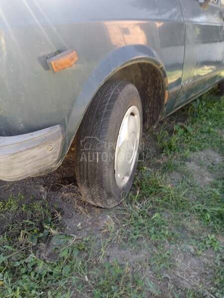 Zastava 101 skala
