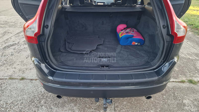 Volvo XC60 2.4 D3 AVD SUMUM