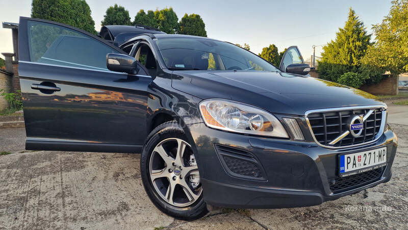 Volvo XC60 2.4 D3 AVD SUMUM