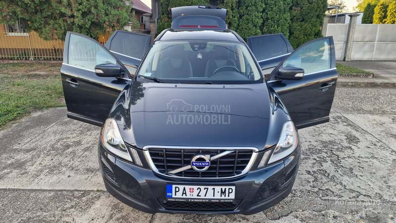 Volvo XC60 2.4 D3 AVD SUMUM