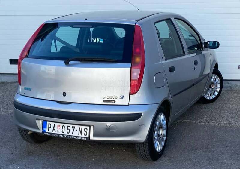 Fiat Punto 1.2b / NOBODY