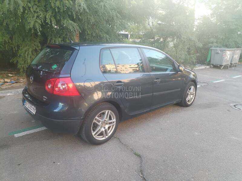 Volkswagen Golf 5 