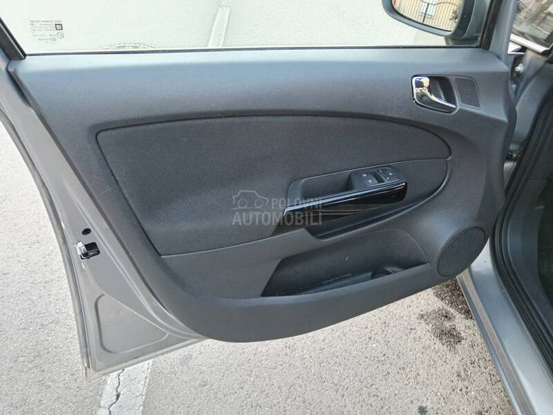 Opel Corsa D FABRIKA