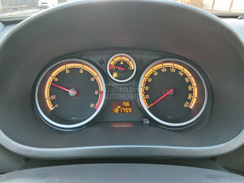Opel Corsa D FABRIKA