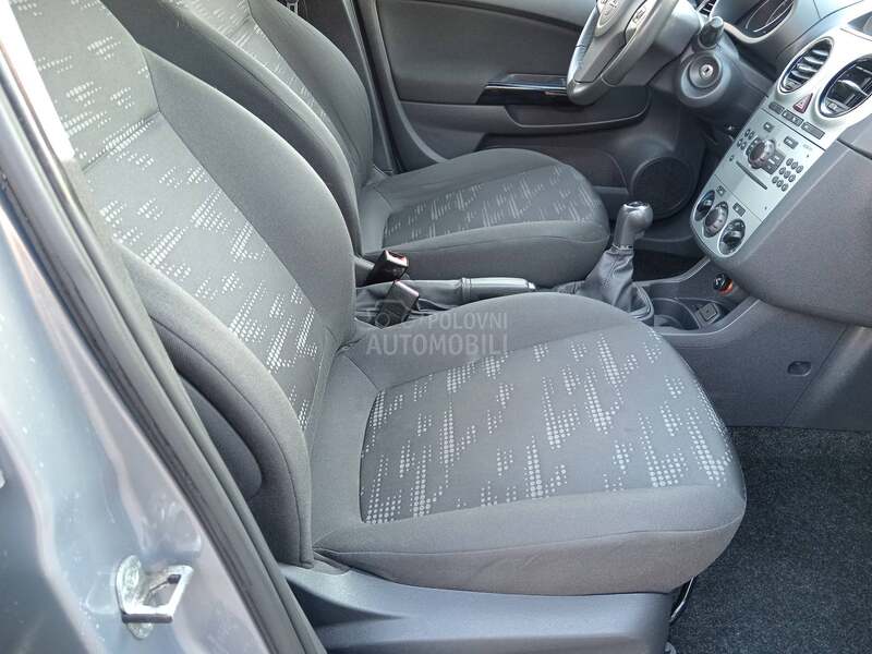 Opel Corsa D FABRIKA