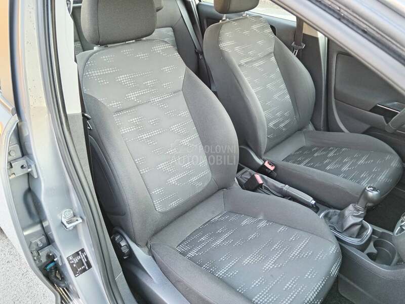 Opel Corsa D FABRIKA