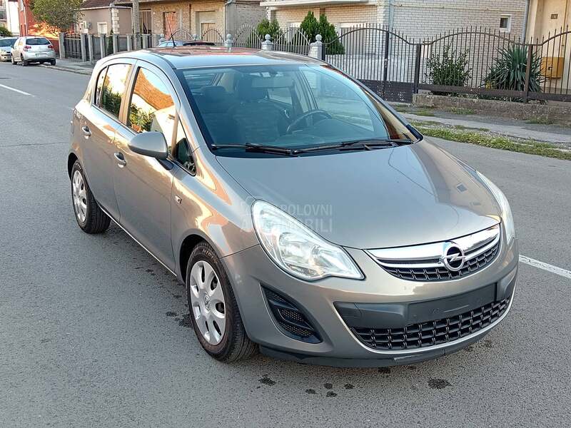 Opel Corsa D FABRIKA