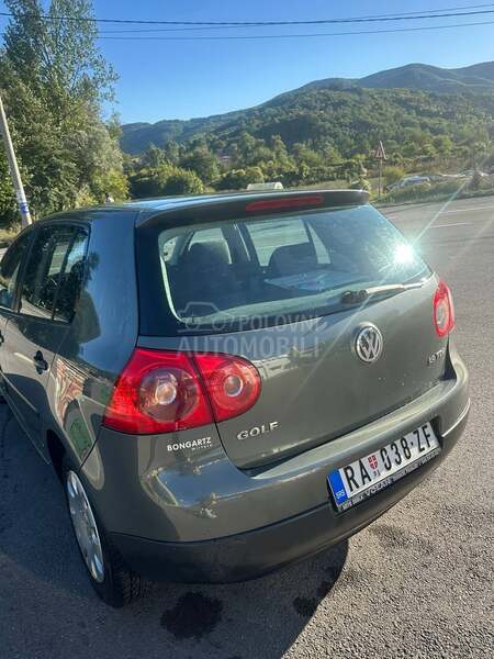 Volkswagen Golf 5 